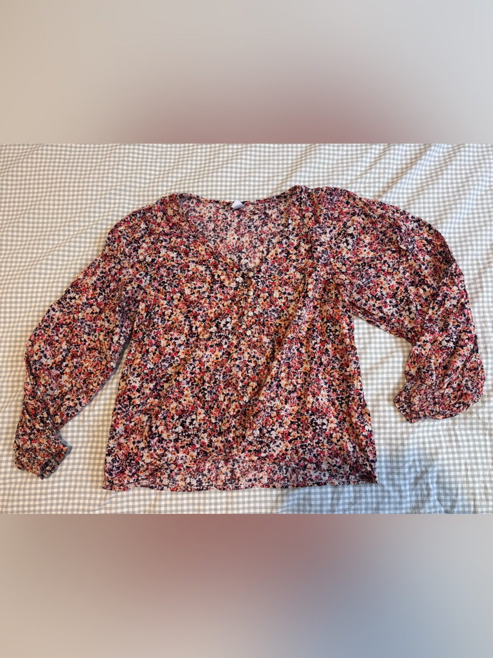 OLD NAVY Floral V-Neck Puff Sleeve Blouse With Buttons
